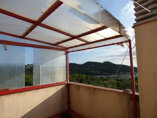 Casa en Blanes con Vistas y Potencial de Reforma por solo €199,000 — 25