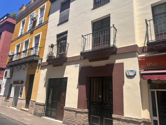 APARTAMENTO EN EXPLOTACIÓN TURÍSTICA — 9