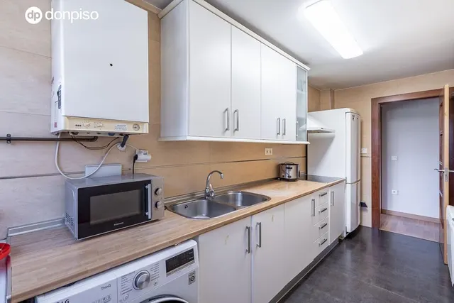 Exclusiva vivienda en Residencial Parque Lagos — 8