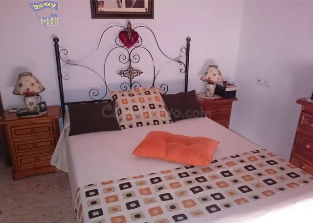 SE VENDE CASA ADOSADA EN LAS CANTERAS - foto 4