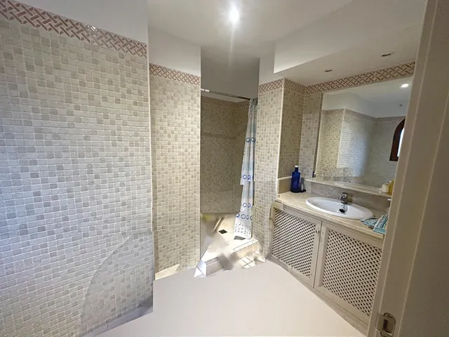 Vivienda de lujo en La Manga Club con jardín, piscina privada y garaje — 30