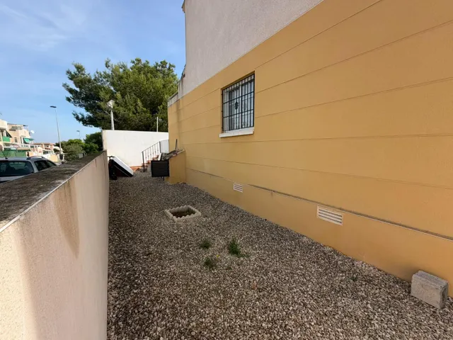 OPORTUNIDAD DE INVERSION EN LOS BALCONES - Alicante — 7
