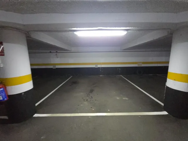Magnífico piso en alquiler, vistas despejadas luminoso 3 hab 2 baños y garaje — 25