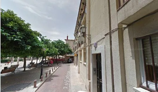 SE VENDE piso OKUPA en C Constitucion de Velilla de San Ant - foto 4