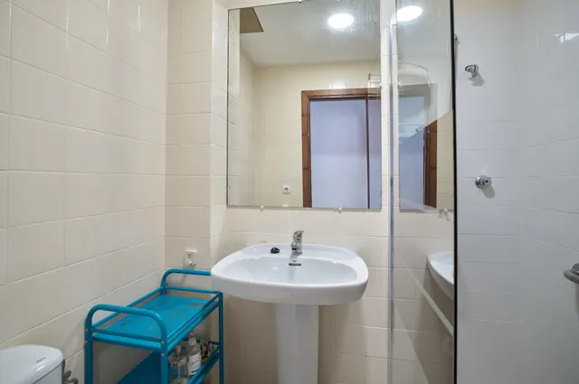 Zona Puertas de Sevilla. Vivienda con amplia terraza de 15 m2. — 14