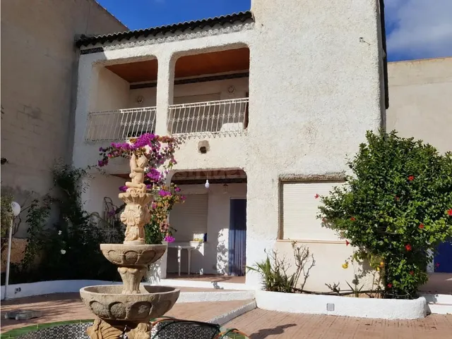 Chalet en isla plana | cerca del mar y con un gran porche — 3