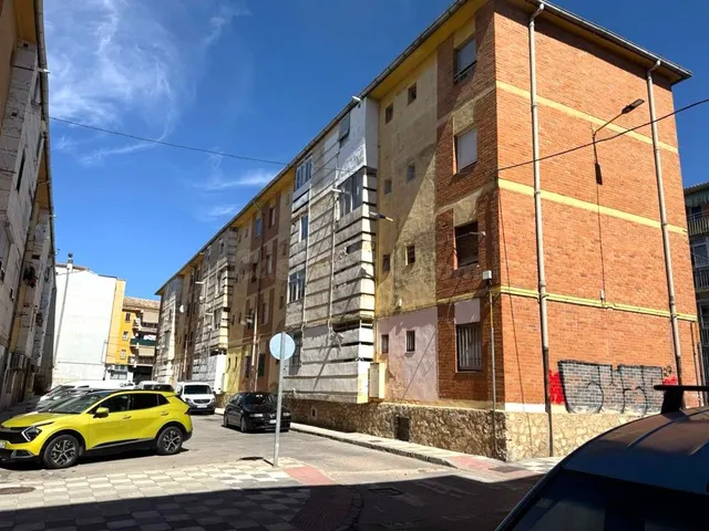Venta piso en Cuenca - foto 2