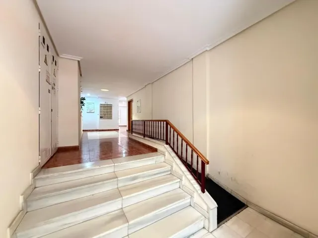 Apartamento 1 habitación 48m² en venta - Estacion de autobuses — 29
