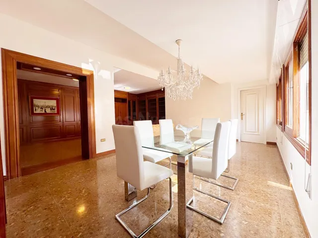 Amplio piso en venta en pleno corazón de Dénia - foto 3