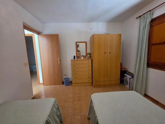 Magnifica vivienda para reformar, buena ocasion para invertir — 16