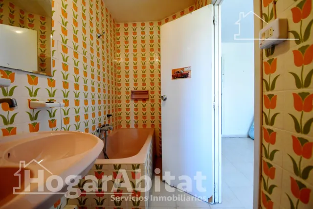 CHALET CON 17 DORMITORIOS, PISCINA, GARAJE, JARDÍN Y BARBACOA — 40