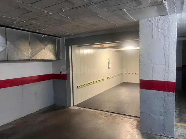 Plaza de garaje doble en venta en el centro de el palo — 3