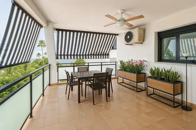 APARTAMENTO ESQUINERO CON TERRAZA Y GARAJE EN COMPLEJO RESIDENCIAL CON PISCINA Y ZONAS COMUNITARIAS — 5