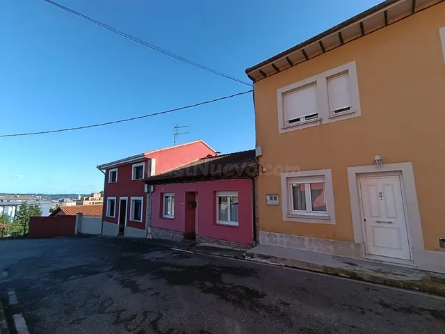 Vive entre la naturaleza y la ciudad: una acogedora casa con - foto 3