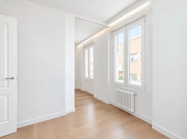 Piso 4 habitaciones 170m² en venta - Metro bilbao — 30