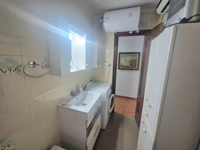 PISO CENTRICO DE 83M2 CON ASCENSOR Y BALCÓN — 25
