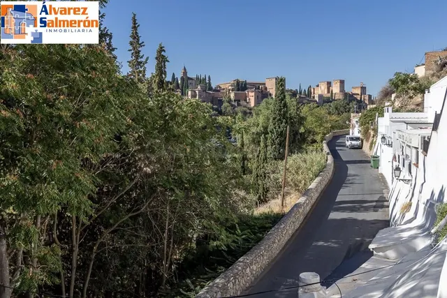 Casa reformada en el Camino del Sacromonte — 2