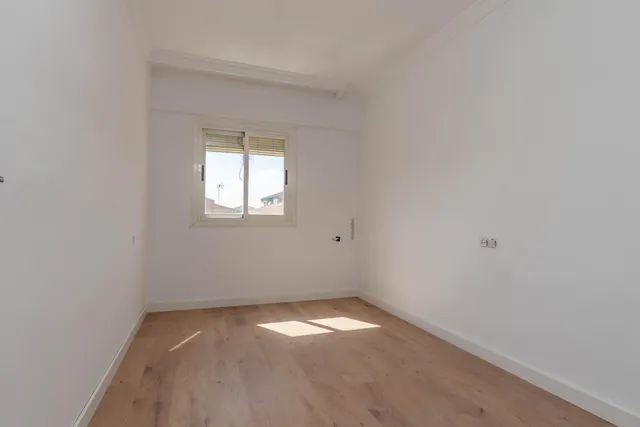 ¡Oportunidad en Armilla! Piso reformado de 3 dormitorios. — 14