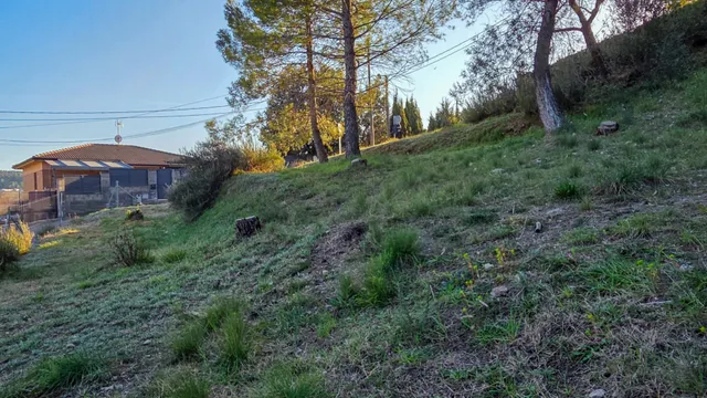 Terreno urbano esquinero en Navarcles | Orientación sureste — 11