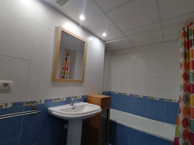 Apartamento  amplio calle doña sancha 1 habitación — 11