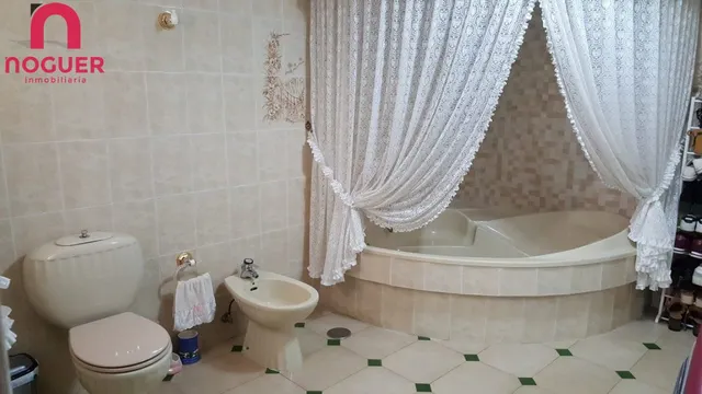 MAGNÍFICO CHALET EN INMEJORABLE ZONA — 17