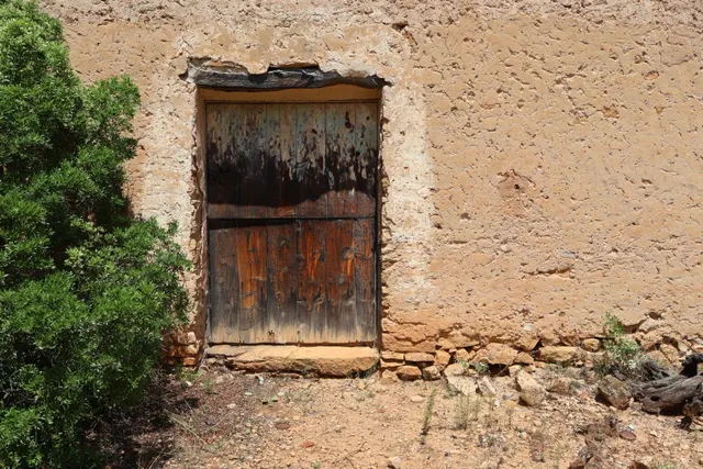 MASIA RUSTICA EN DOS HECTAREAS DE TERRENO ZONA POU DE BECA - foto 4