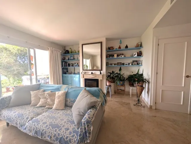 Casa de pueblo en Venta en Linea De La Concepcion, La Cádiz — 3