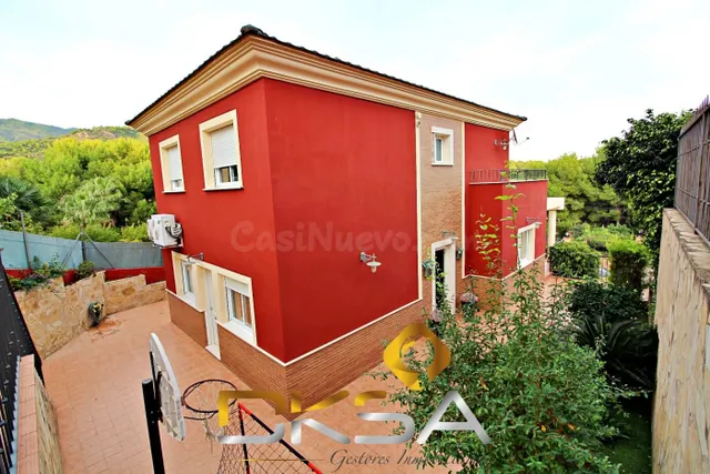 Amplio y precioso chalet en venta en Montornés, Benicásim - foto 3