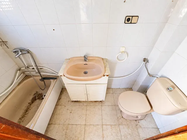 Se vende casa adosada en Barcelona, zona la teixonera — 9