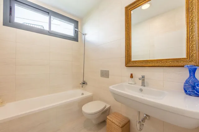 Chalet 4 habitaciones 231m² en venta - Costa del Sol — 41