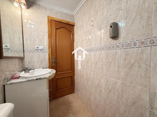 Piso en exclusiva de 3 habitaciones con patio en zona altozano de Alicante: planta baja — 20