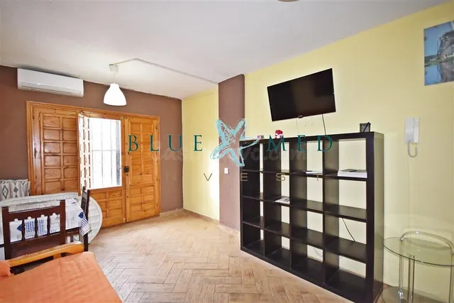 APARTAMENTO EN PLANTA BAJA CON TERRAZA Y PISCINA COMUNITARIA - foto 4