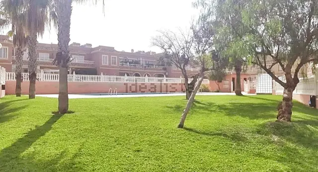 Adosado en Gran Alacant — 2