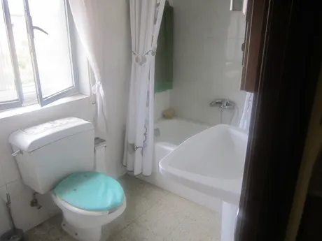 SE VENDE CASA EN VILLAMAÑAN, CON CALEFACCIÓN, GARAJE Y PATIO. — 12