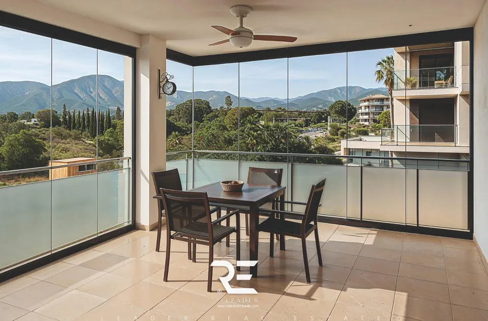 APARTAMENTO ESQUINERO CON TERRAZA Y GARAJE EN COMPLEJO RESIDENCIAL CON PISCINA Y ZONAS COMUNITARIAS