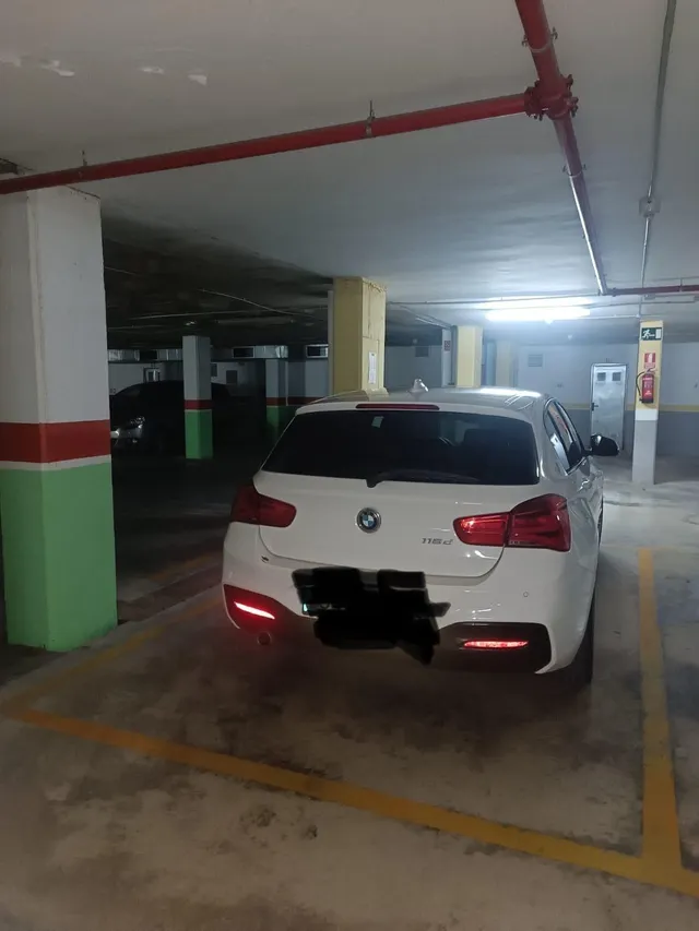 EN VENTA PLAZA DE GARAJE JUAN DE BORBON — 2
