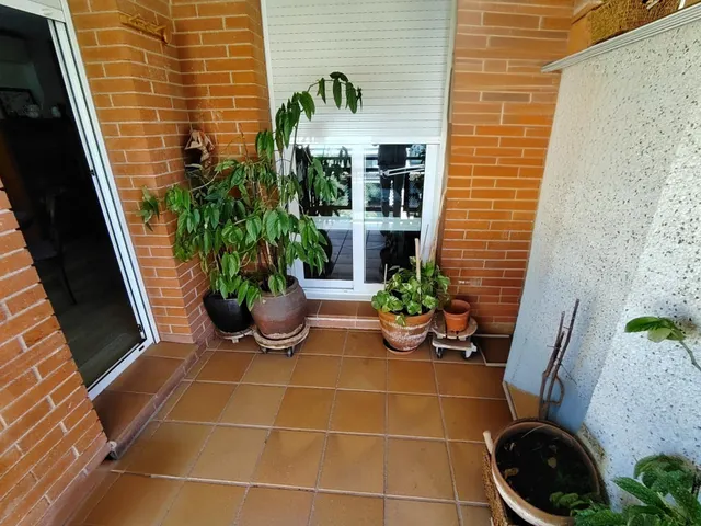 Piso muy luminoso con salida balcón — 15