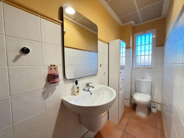 Bungalow con jardín privado, garaje y piscina comunitaria en Santa Pola — 13