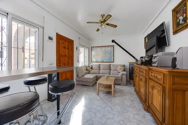CHALET INDEPENDIENTE EN CIUDAD QUESADA CON JARDIN, GARAJE Y PISCINA COMUNITARIA — 13