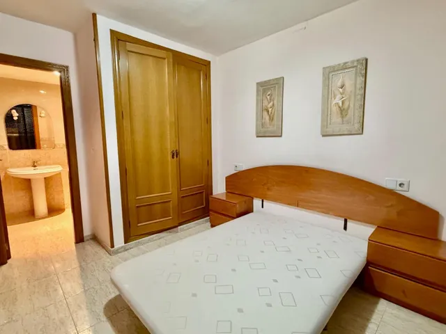EXCLUSIVA - AMPLIO PISO CON BONITA TERRAZA EN EXCELENTE ZONA - CERCA HOTEL BALI — 11