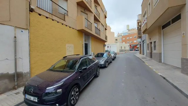 Local comercial de nueva construcción en venta — 2