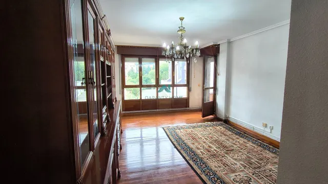 Se vende piso en Los Corrales de Buelna - foto 2