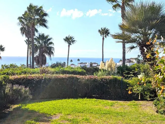 Casa de pueblo en Venta en Linea De La Concepcion, La Cádiz — 25