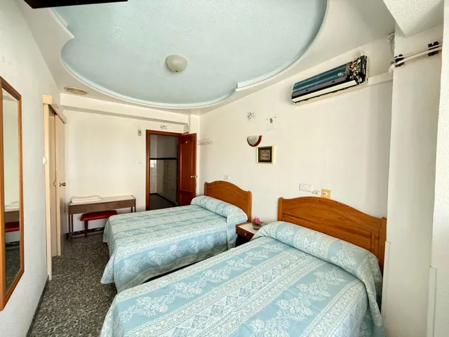EDIFICIO/HOSTAL EN PLENO CORAZÓN DE SANTA POLA — 37