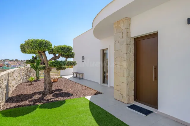 Villa 3 habitaciones 126m² en venta - La marina - foto 2