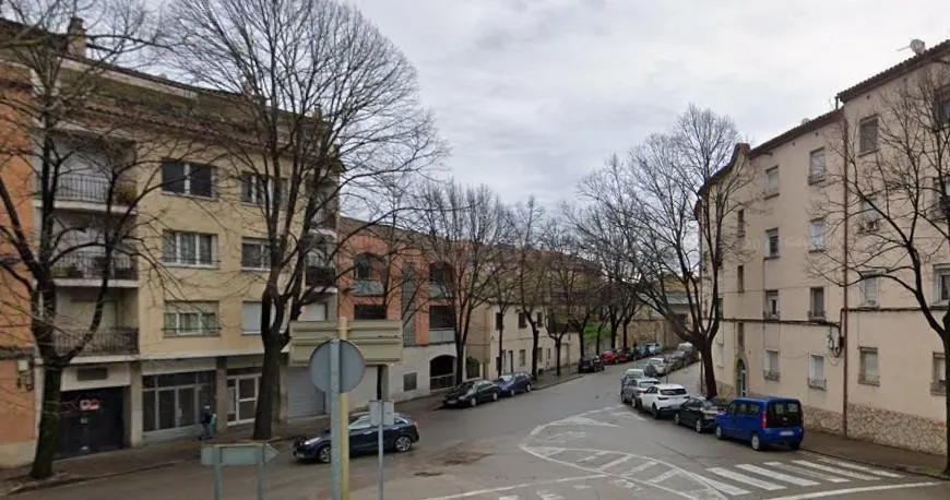 PISO EN GIRONA