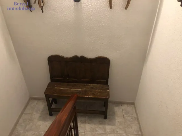 Casa de pueblo, para entrar a vivir, en entorno privilegiado de montaña. — 23