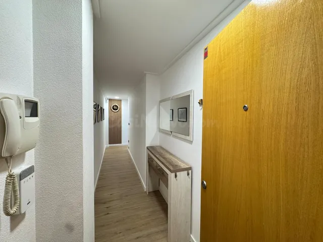 REFORMADO APARTAMENTO DE 3 DORM. 2 BAÑOS A 400 METROS DE PLA - foto 2