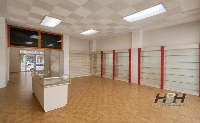 Local comercial 188m² en venta - El Carme - foto 2