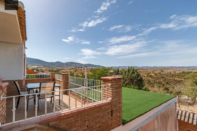 🏡 Tu refugio en la Urbanización Cortijo de la Luz — 2